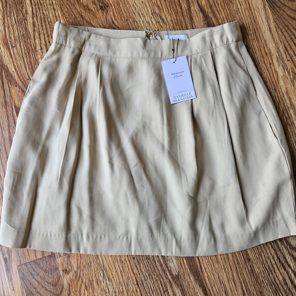 New With Tag Danielle Bernstein Tan‎ Pleated Skirt Young Girls Medium WeWoreWhat
